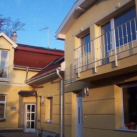 Akacia Apartment - Free Inside Parking, 2 Bedrooms, Garden, Next To Centre Budapest Exterior photo