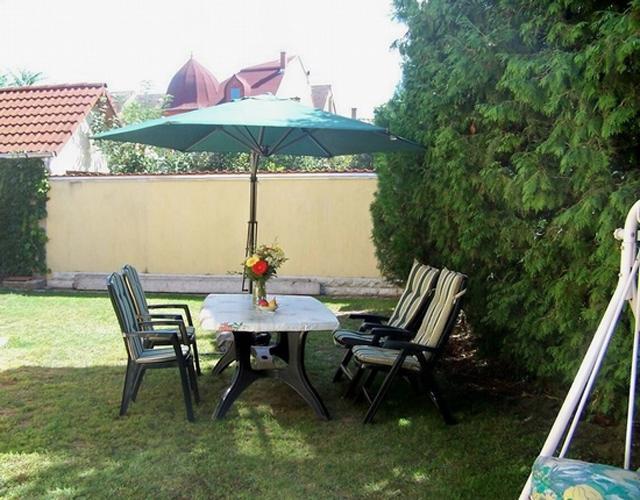 Akacia Apartment - Free Inside Parking, 2 Bedrooms, Garden, Next To Centre Budapest Room photo