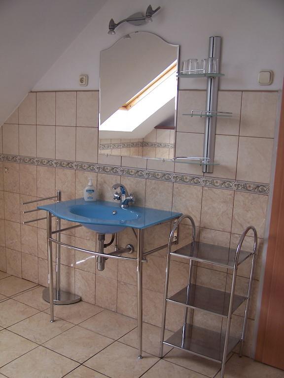 Akacia Apartment - Free Inside Parking, 2 Bedrooms, Garden, Next To Centre Budapest Room photo